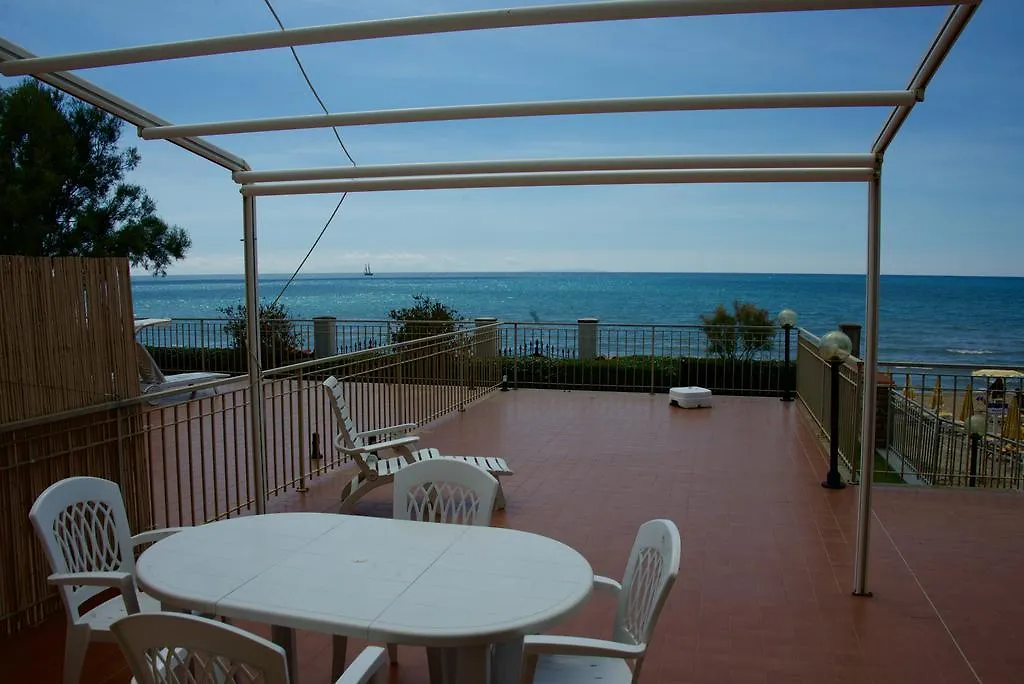 Appartamenti Onda Etrusca San Vincenzo Aparthotel
