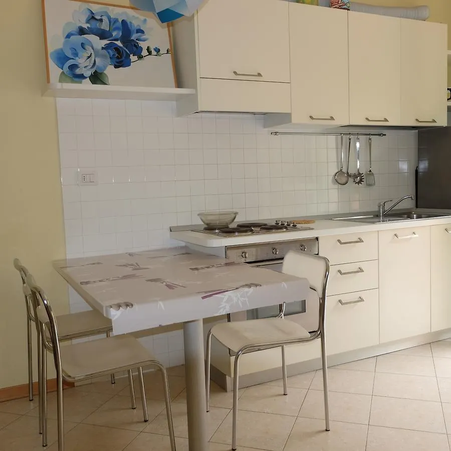 Appartamenti Onda Etrusca San Vincenzo 3*,